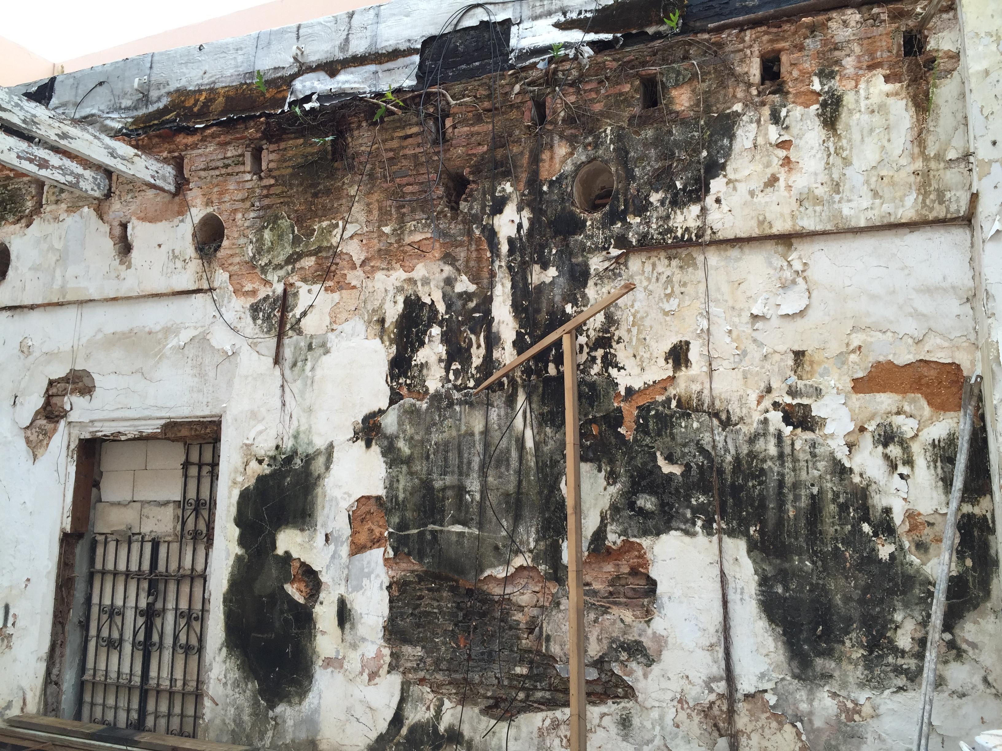 Calle de la Fortaleza 350 - Casa Galguera - Remoción de Escombros - San Juan (Viejo San Juan) - 2015 00007